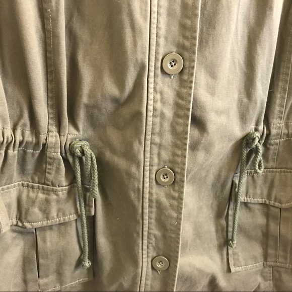 🚫SOLD Torrid Mixed Fabric Olive Anorak Jacket - Picture 7 of 9